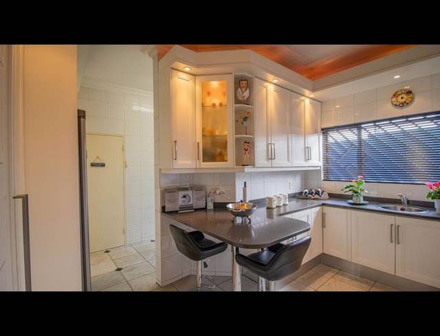 3 BEDROOM HOUSE FOR SALE IN BEDFORDVIEW